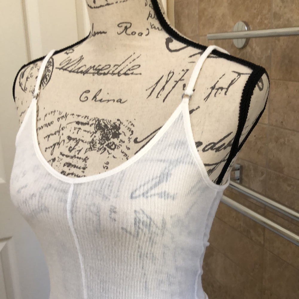 Basic White Ribbed Tank - Picture 3 of 6